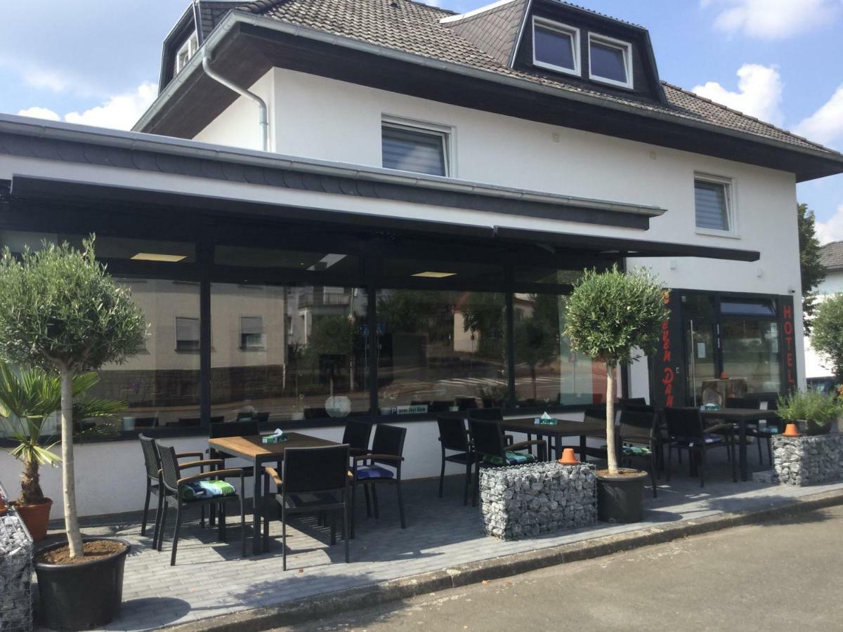 Sevendays Hotel And Boardinghouse Kirchheim Kirchheim  Extérieur photo